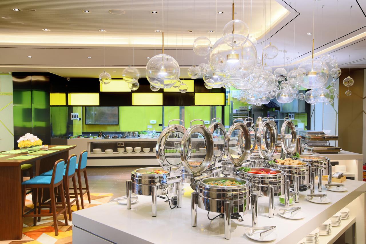 Hampton By Hilton Zhongshan Nanlang Екстериор снимка