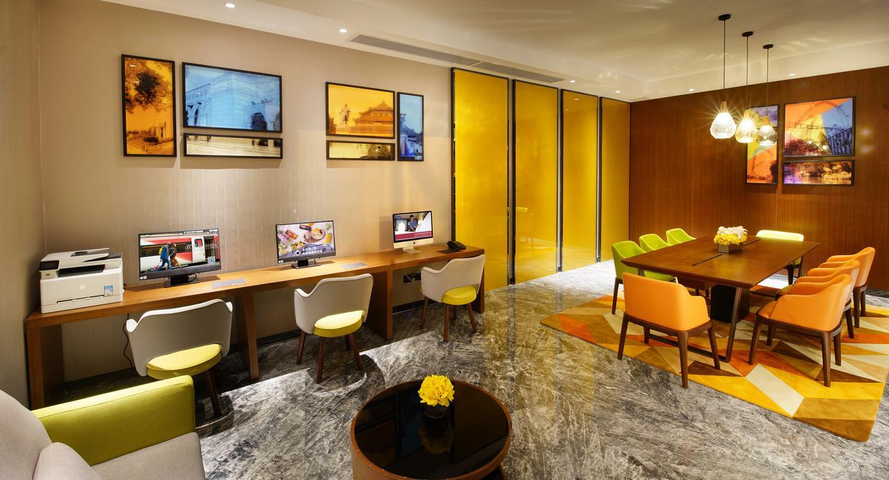 Hampton By Hilton Zhongshan Nanlang Екстериор снимка