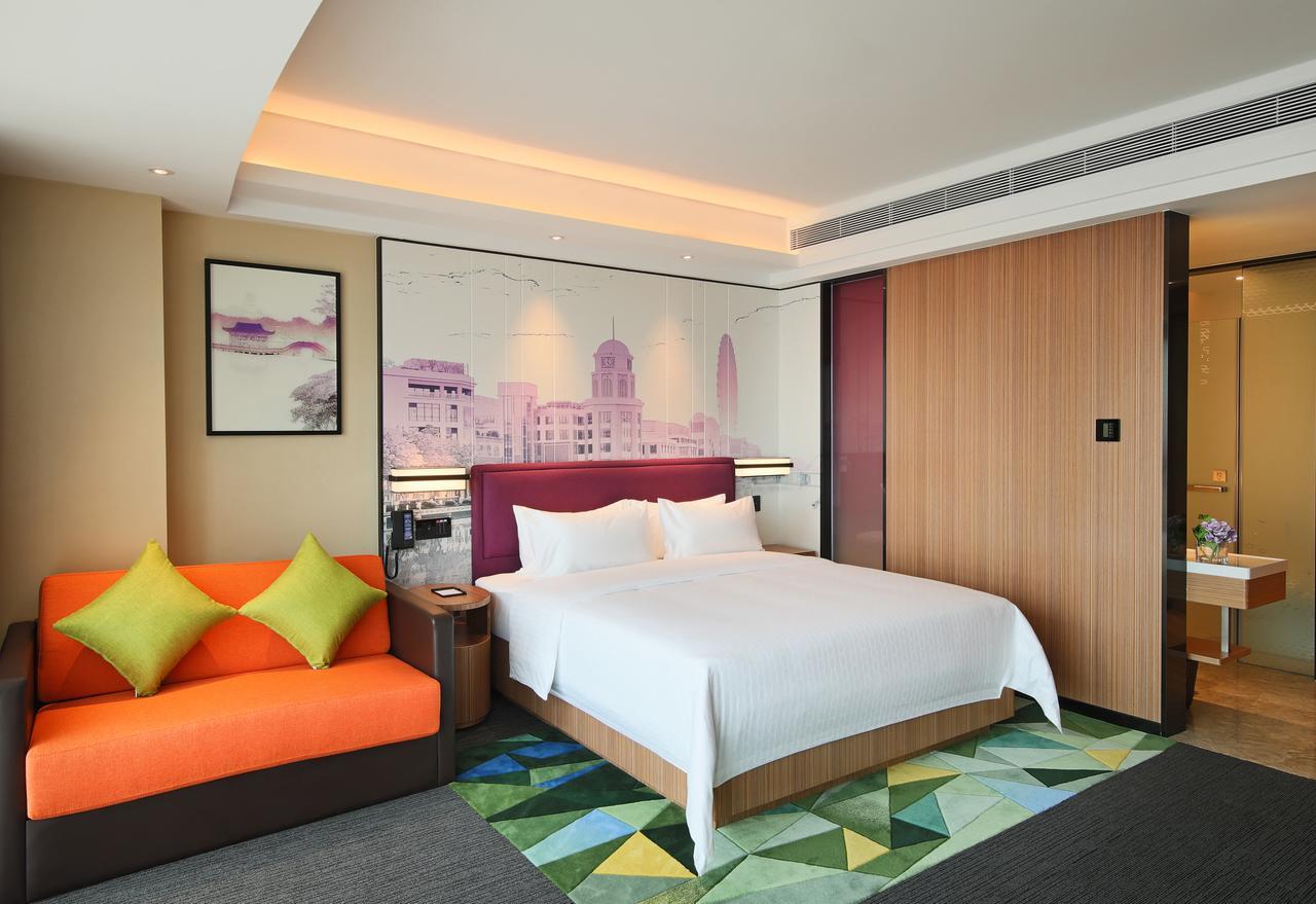 Hampton By Hilton Zhongshan Nanlang Екстериор снимка