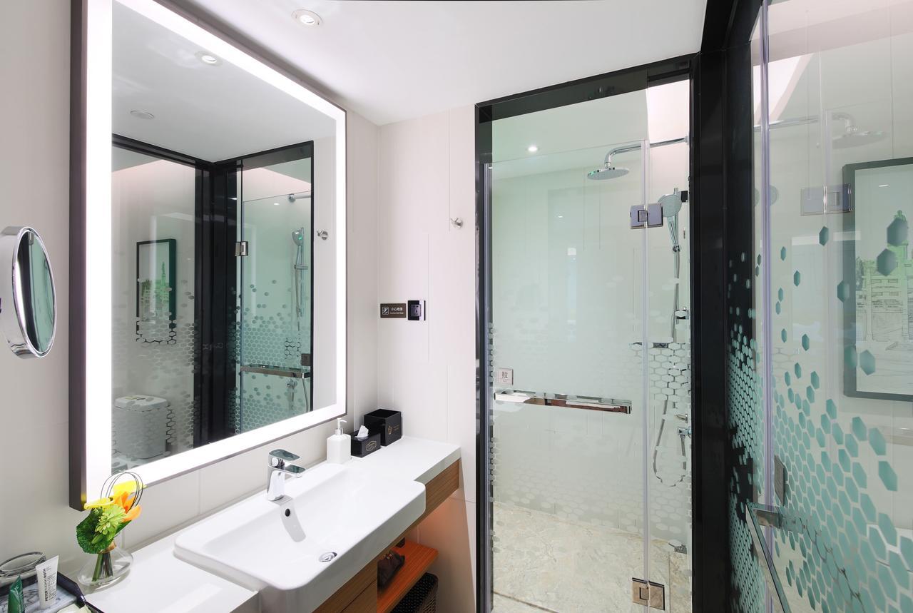 Hampton By Hilton Zhongshan Nanlang Екстериор снимка